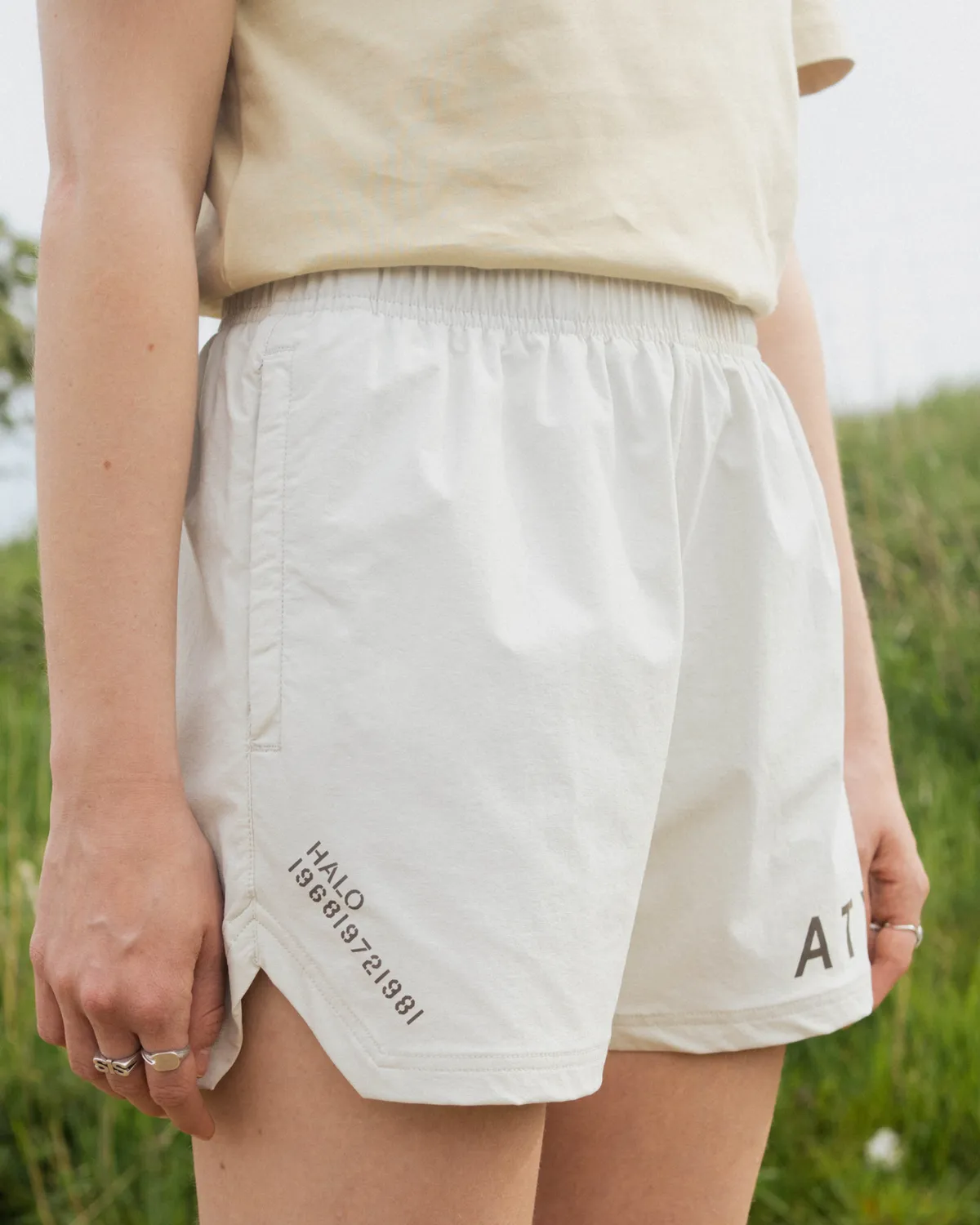Anna Vilma - HALO Short
