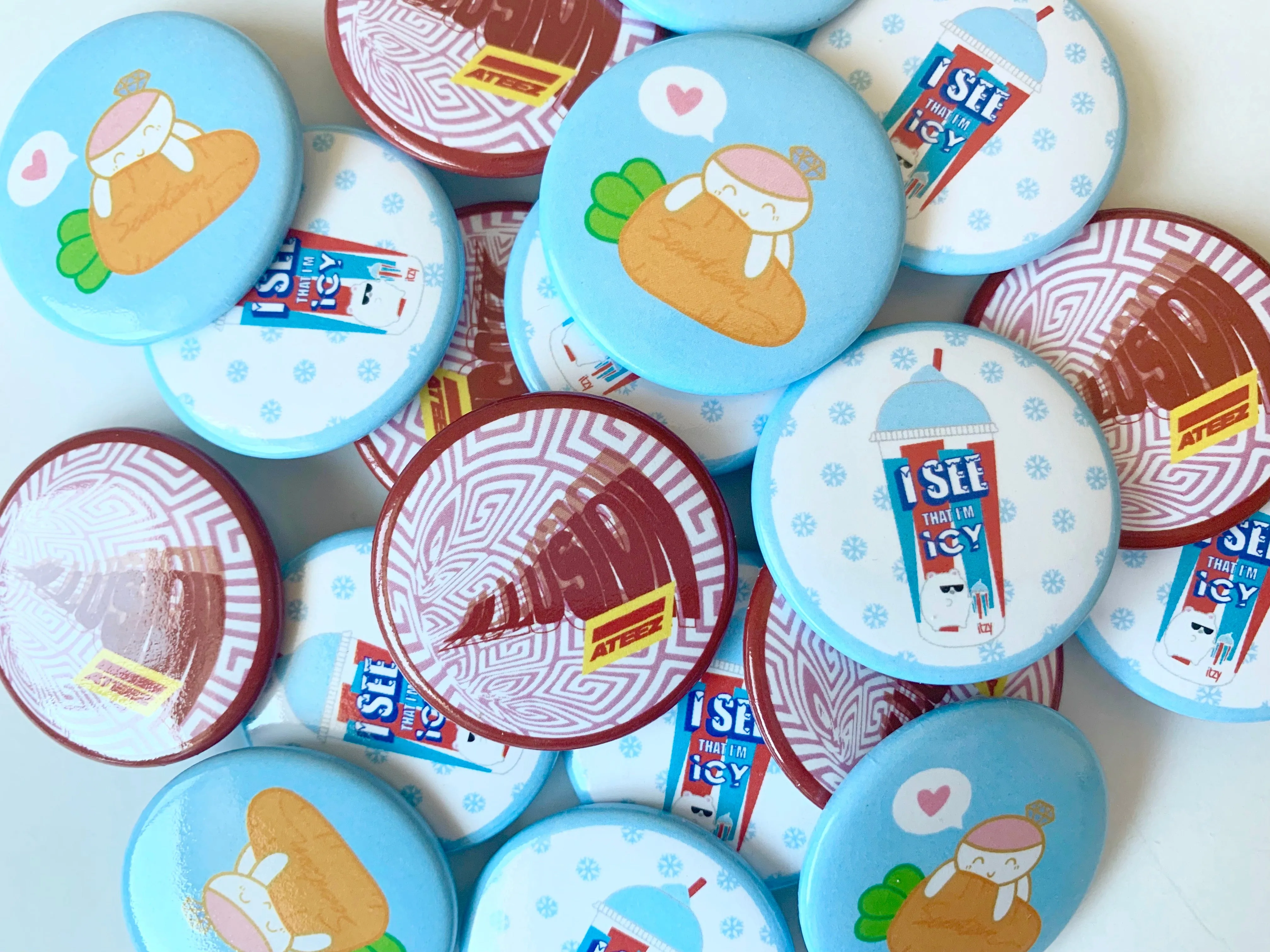 ATEEZ "Illusion" 1.5" Button
