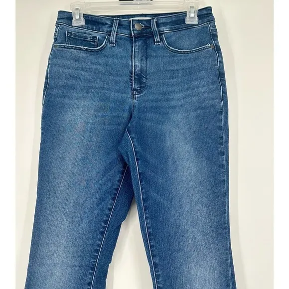 Athleta Sculptek Ultra Skinny Jean size 4 med wash