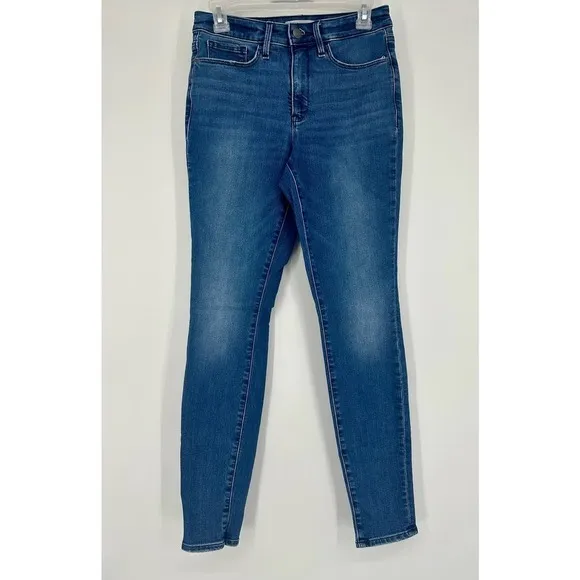Athleta Sculptek Ultra Skinny Jean size 4 med wash