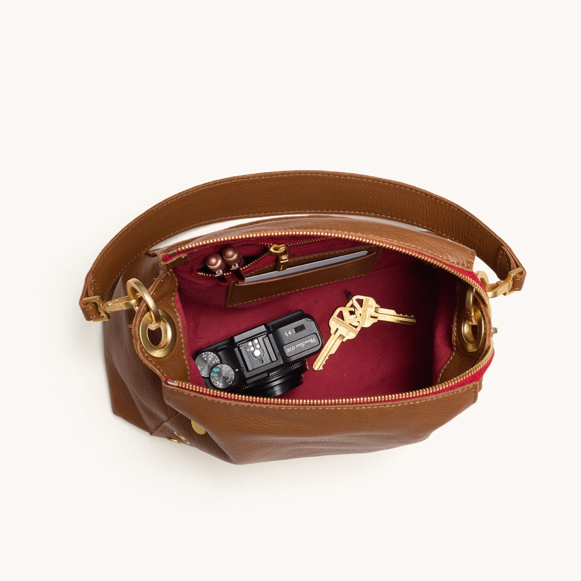 Bryant | Mahogany Pebble/Brushed Gold Red Zip | Med