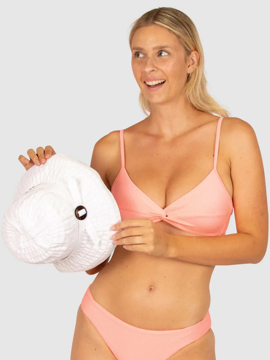 Buckle Hat in White