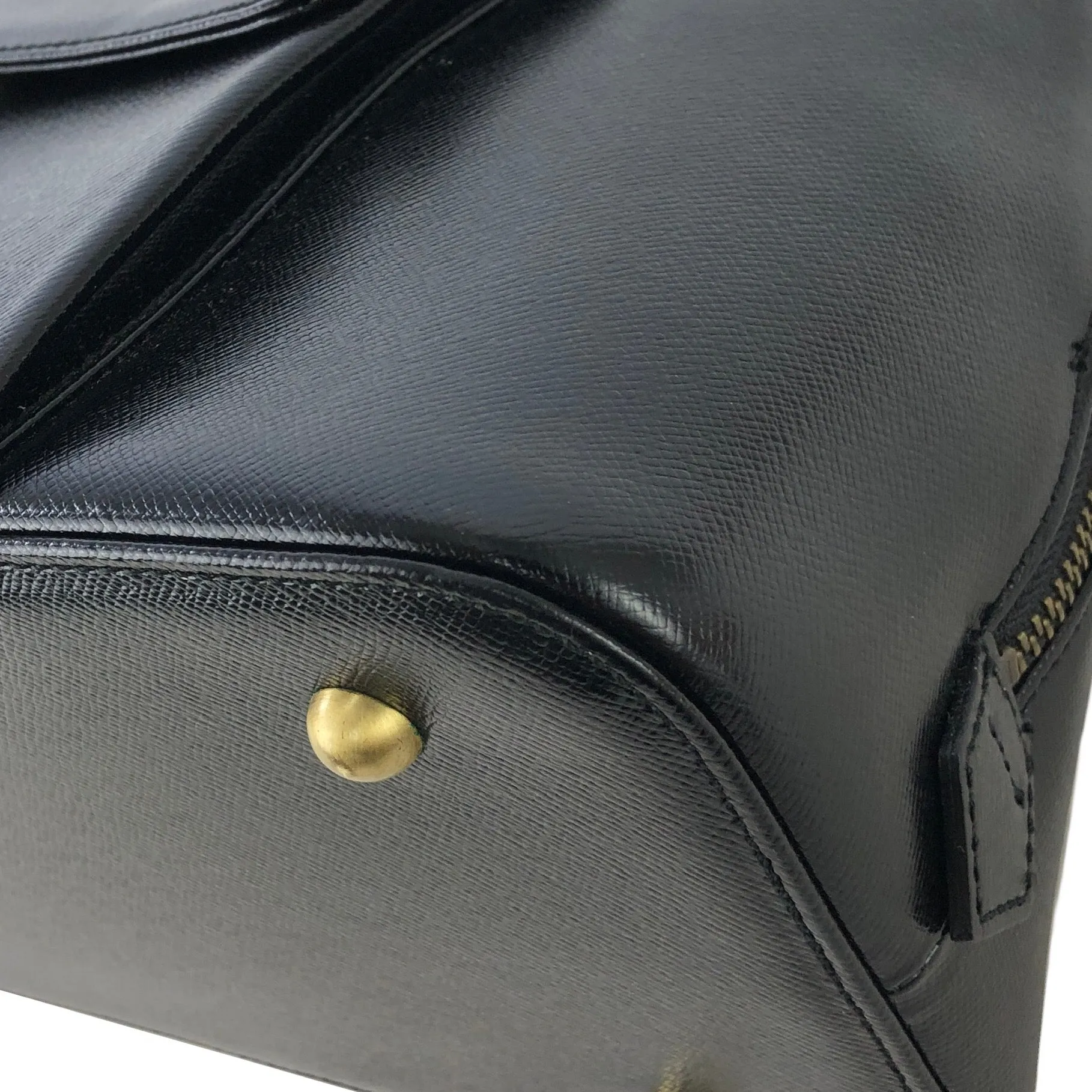 Burberry Classic Check Logo Motif Leather Handbag Black Vintage ut233m