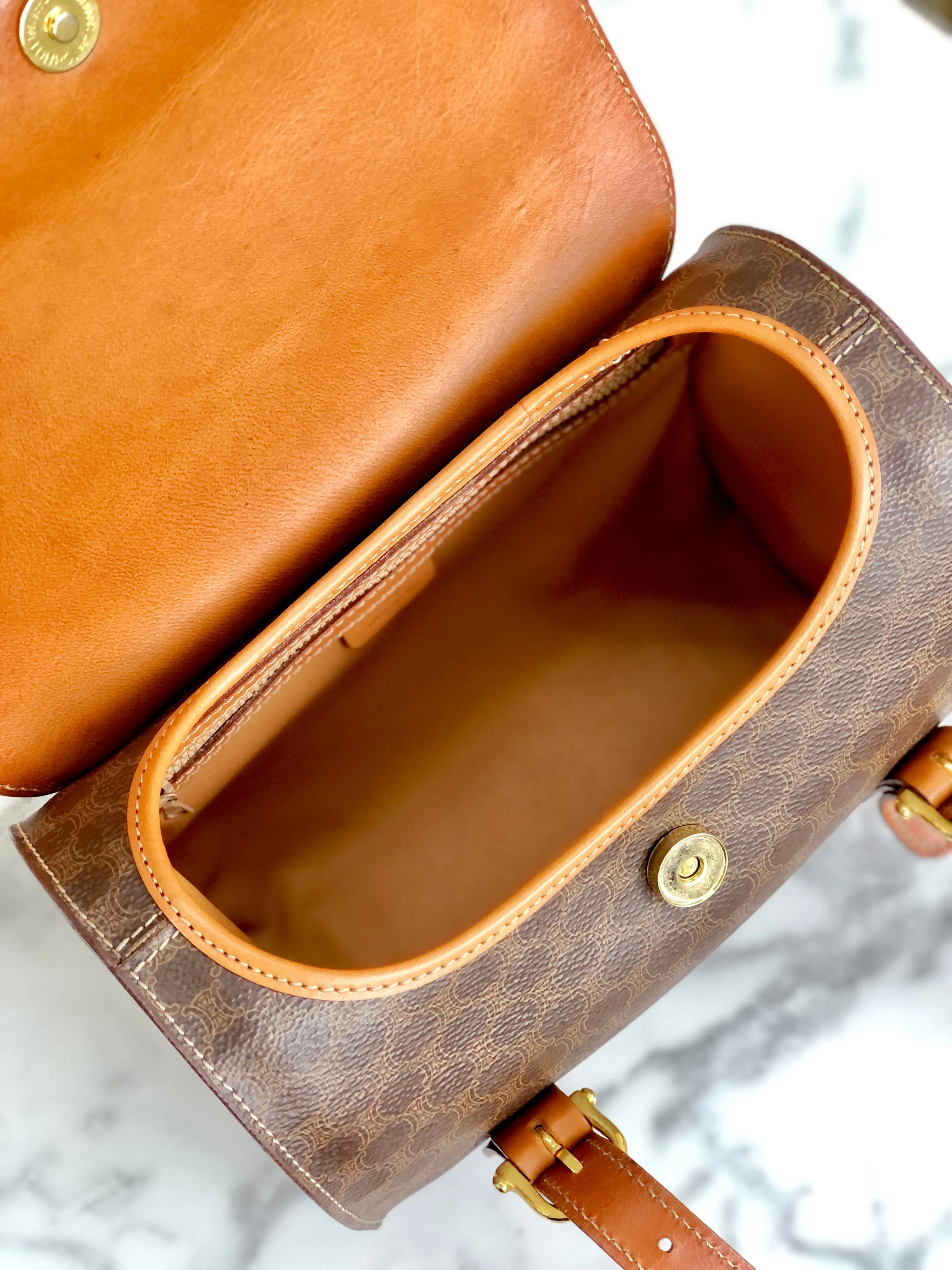 CELINE Macadam Blason Triomphe Box Handbag Brown Vintage Old CELINE axjbki