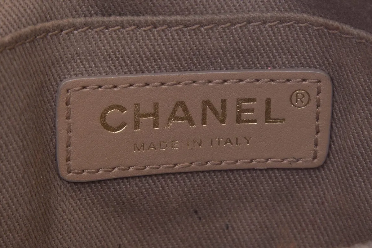Chanel 2018/19 Pink Quilted Casual Trip Belt Bag