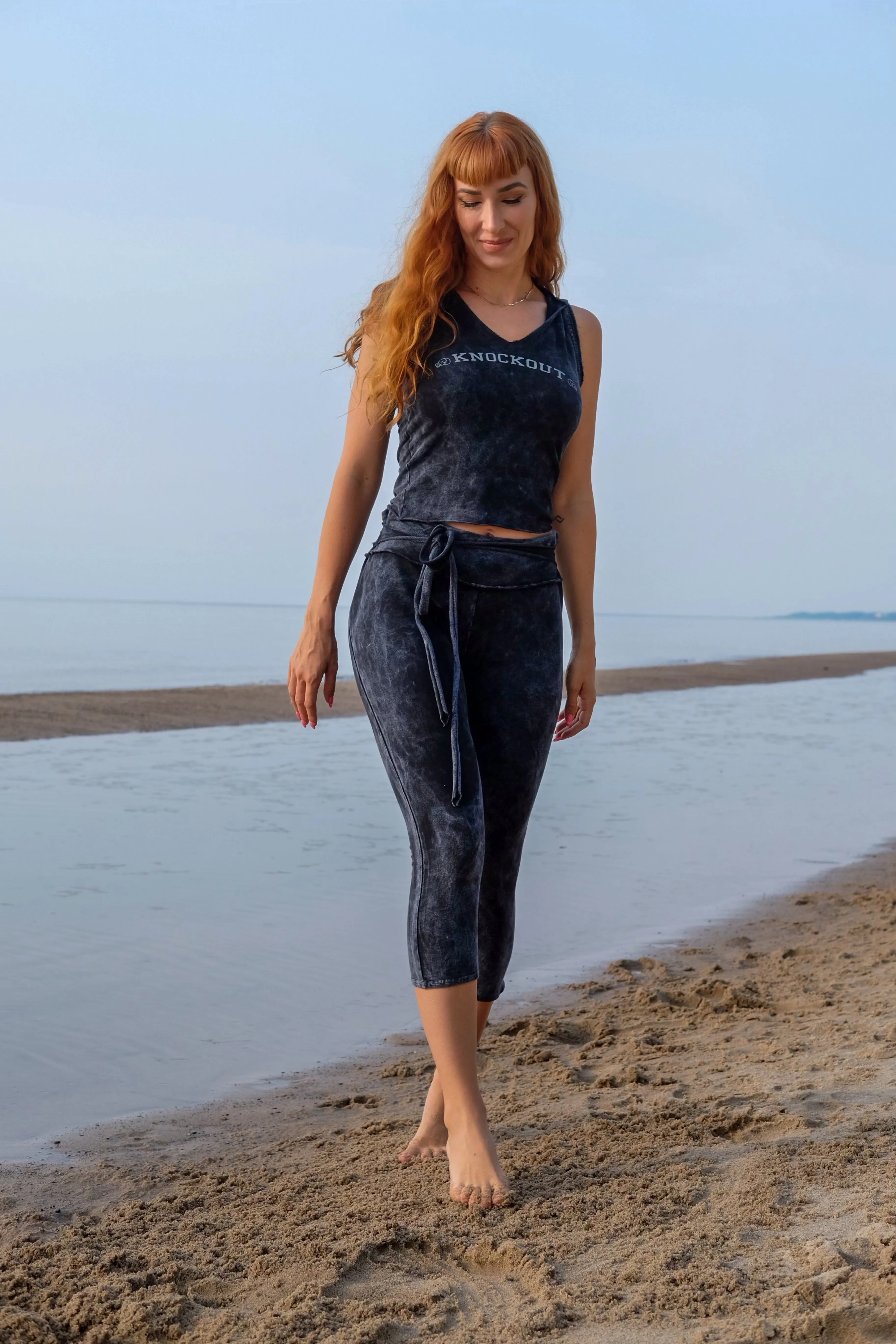 CROP LEGGING WITH TIE - VINTAGE BLACK