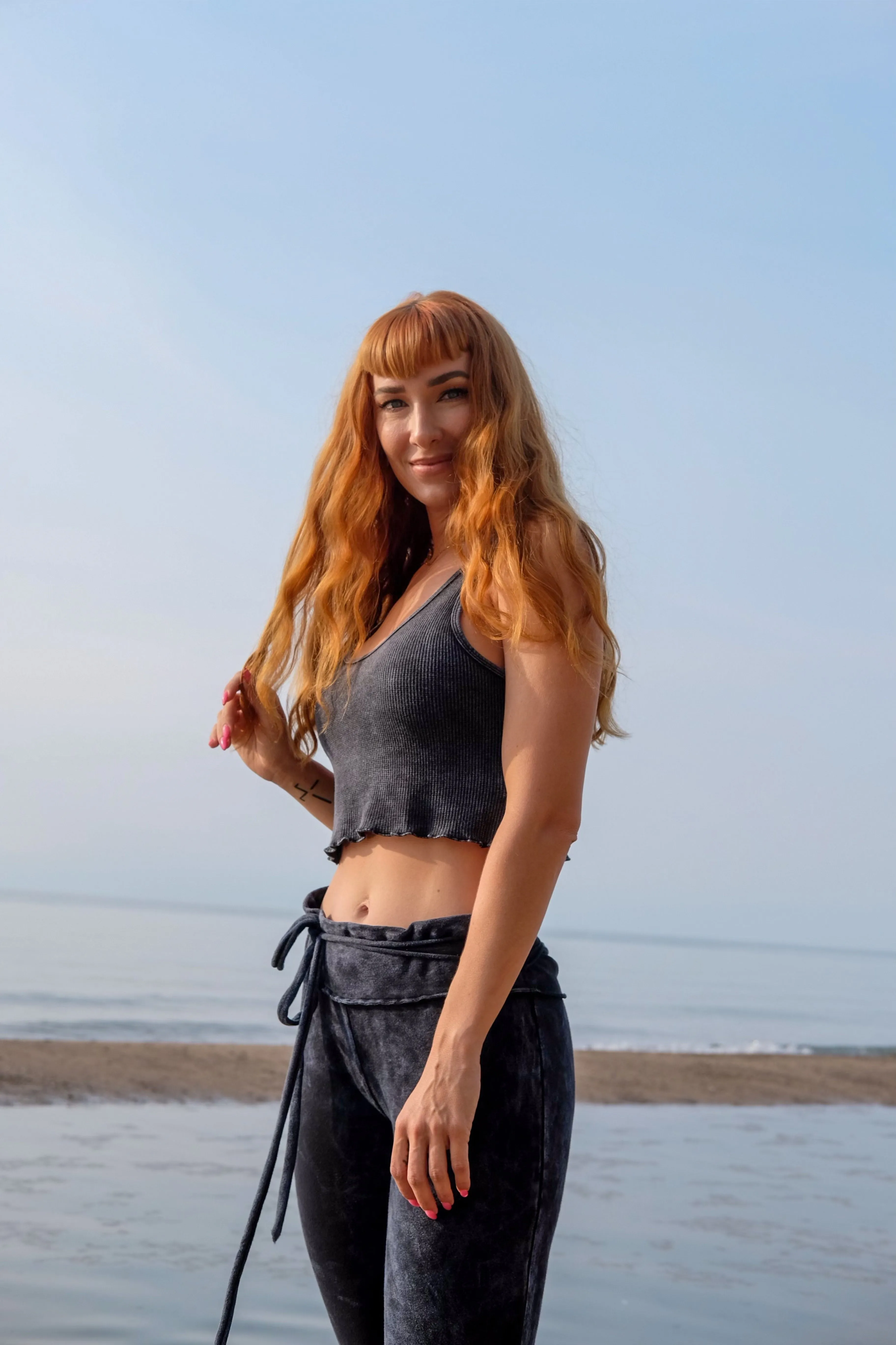 CROP LEGGING WITH TIE - VINTAGE BLACK