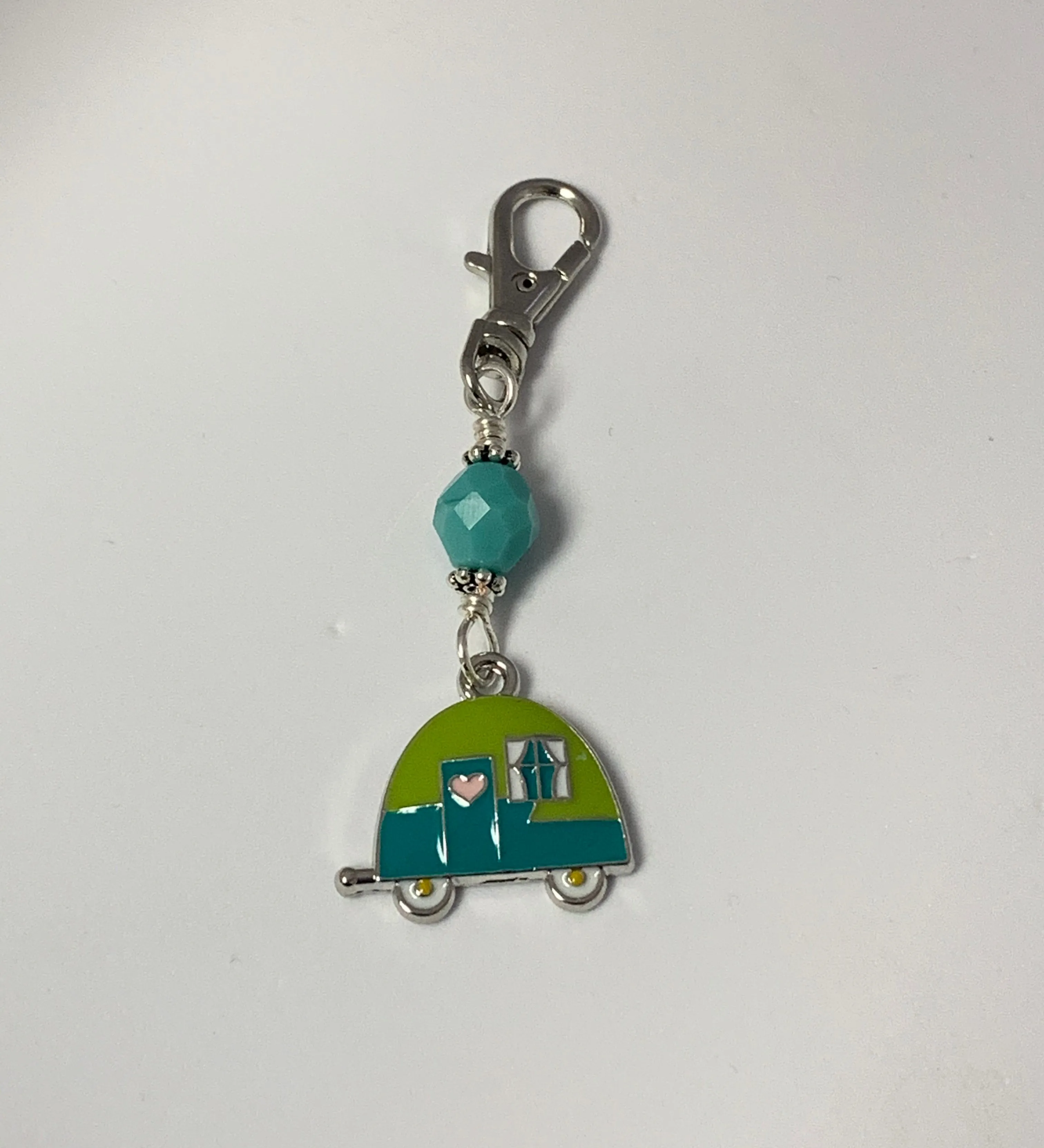 Cute Retro Camper Zipper Pull