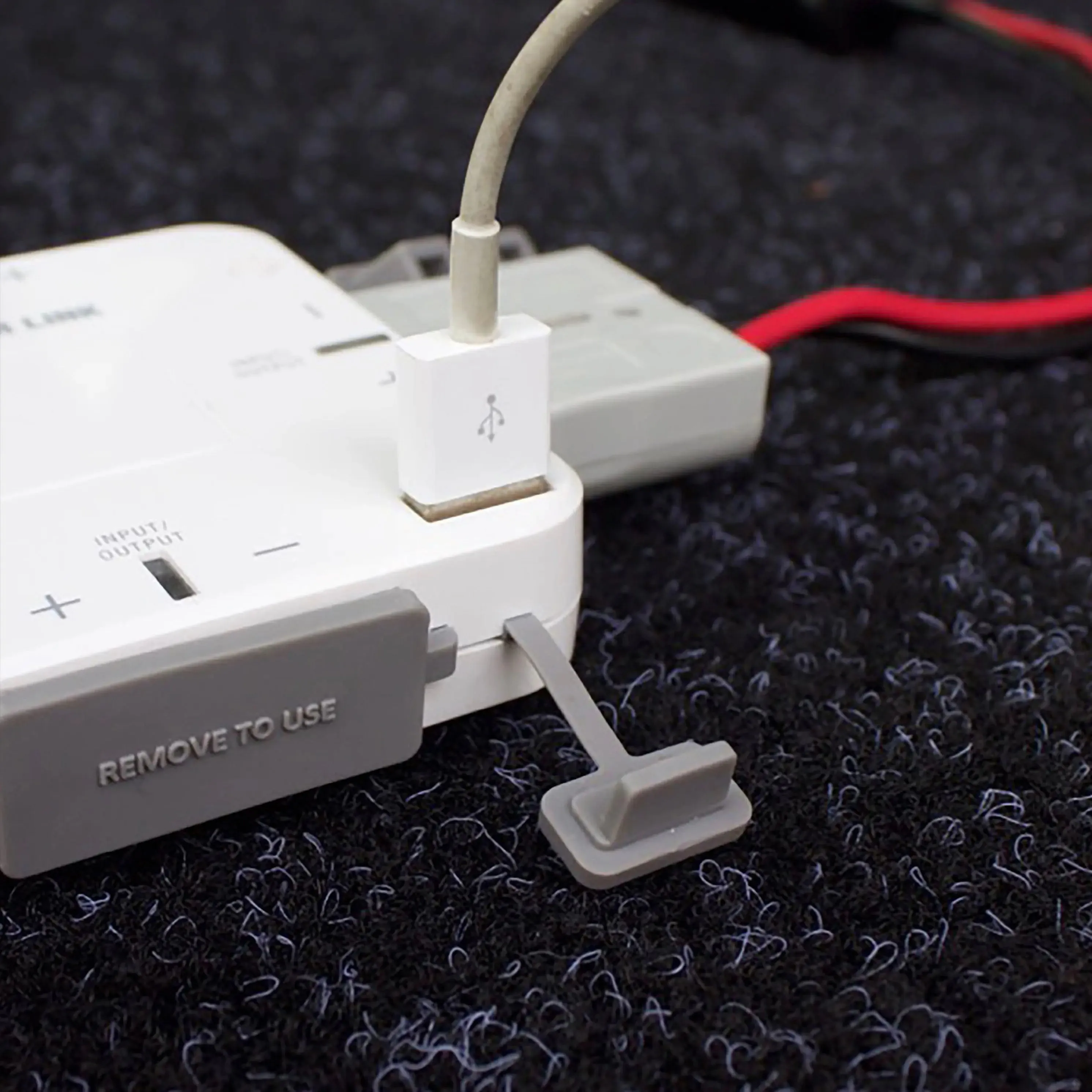 Dc Power Link 4 Way Connector