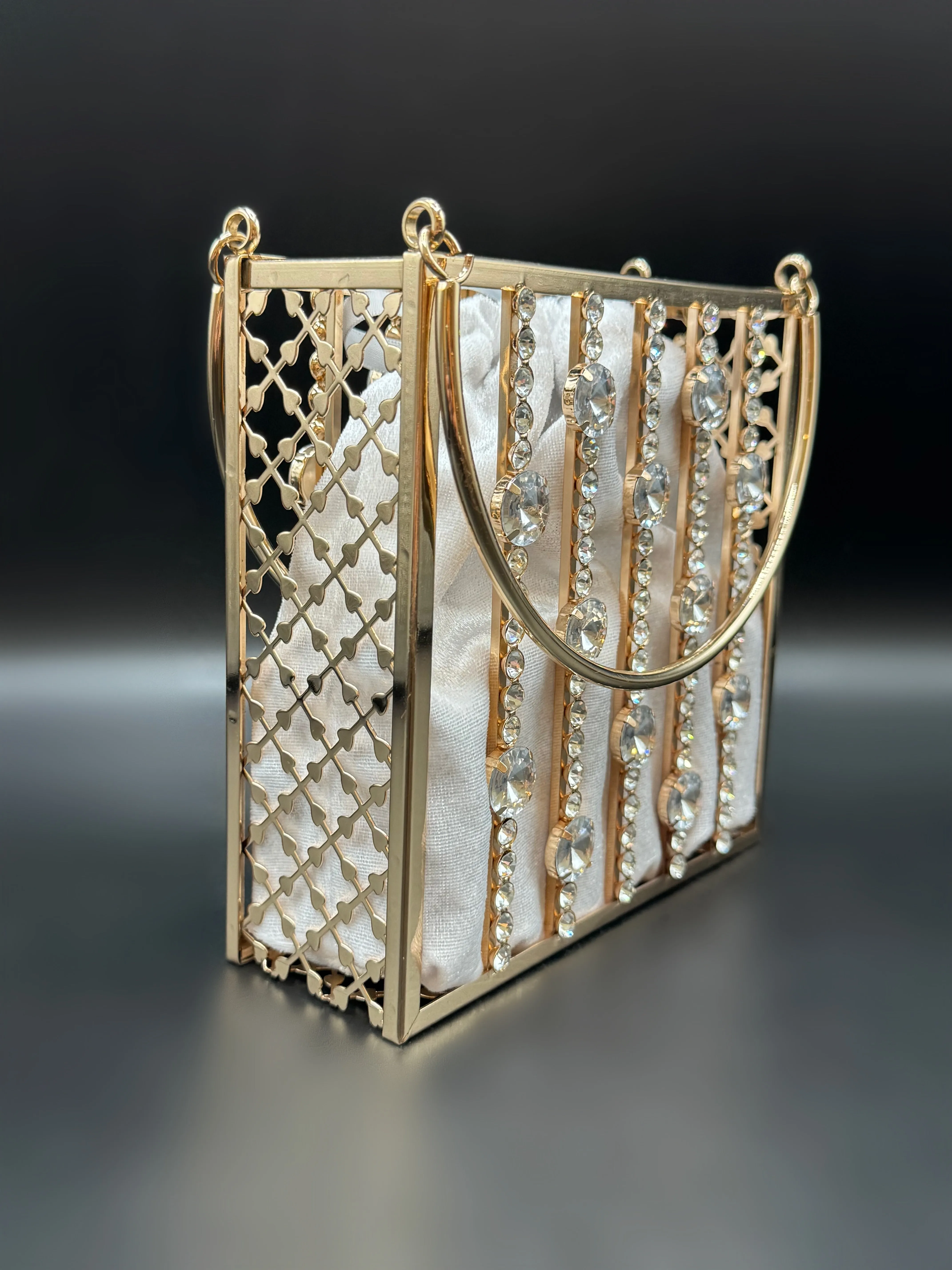 Diamond Bucket Bag Ivory