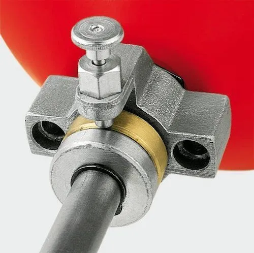 Drain cleaning machine R550 including guide hose