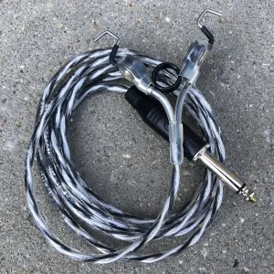 Fang Clip Cord