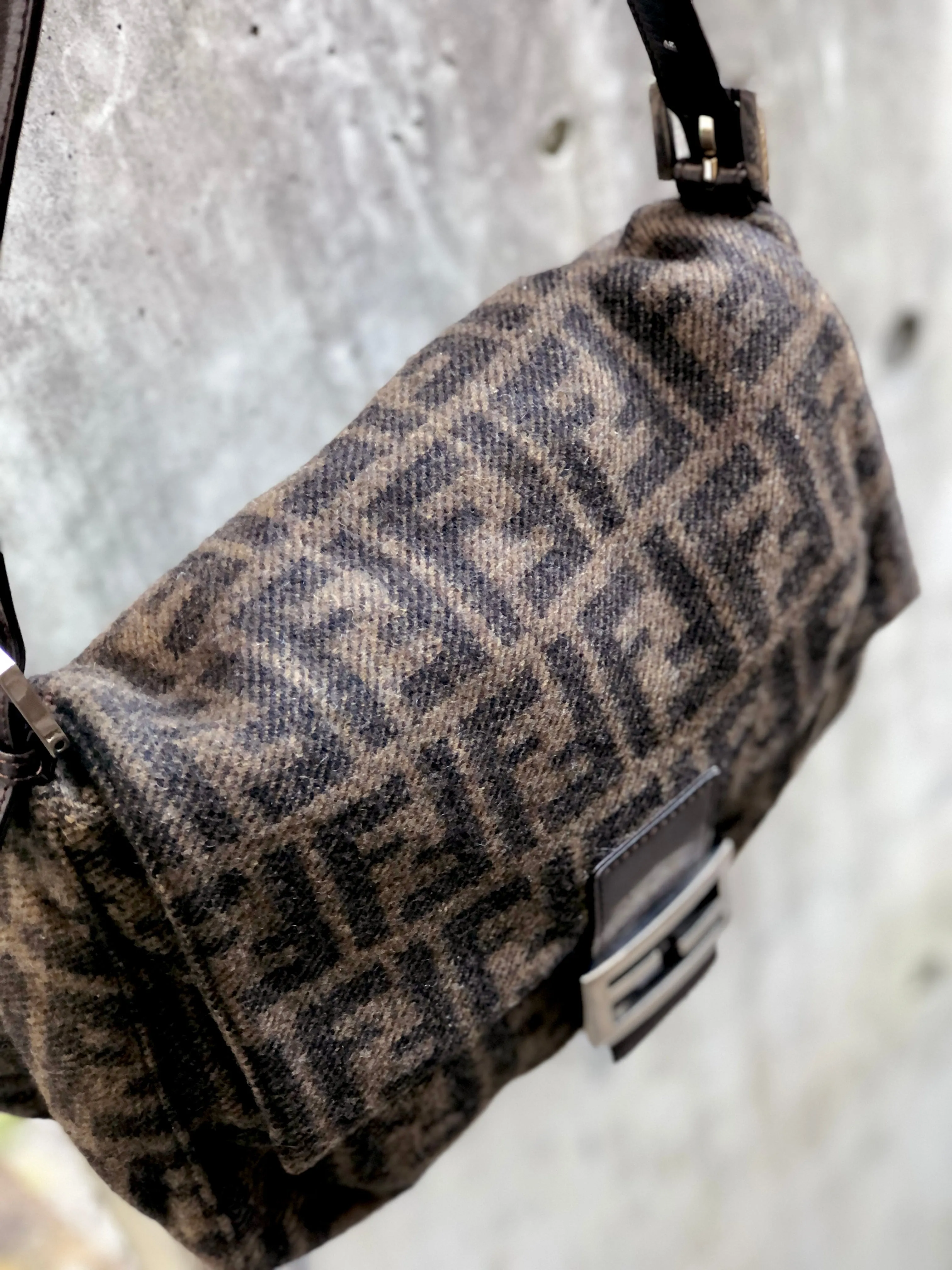 FENDI Zucca Bucket Wool Shoulder bag Handbag Brown Vintage Old h7skhg