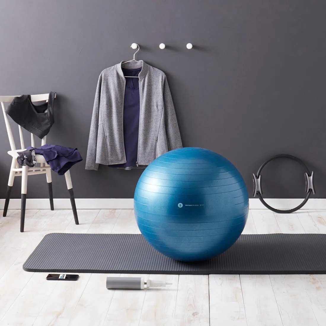 Fitness Gym Ball Air Pump 0.9 L - White