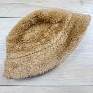 Gap HAT winter