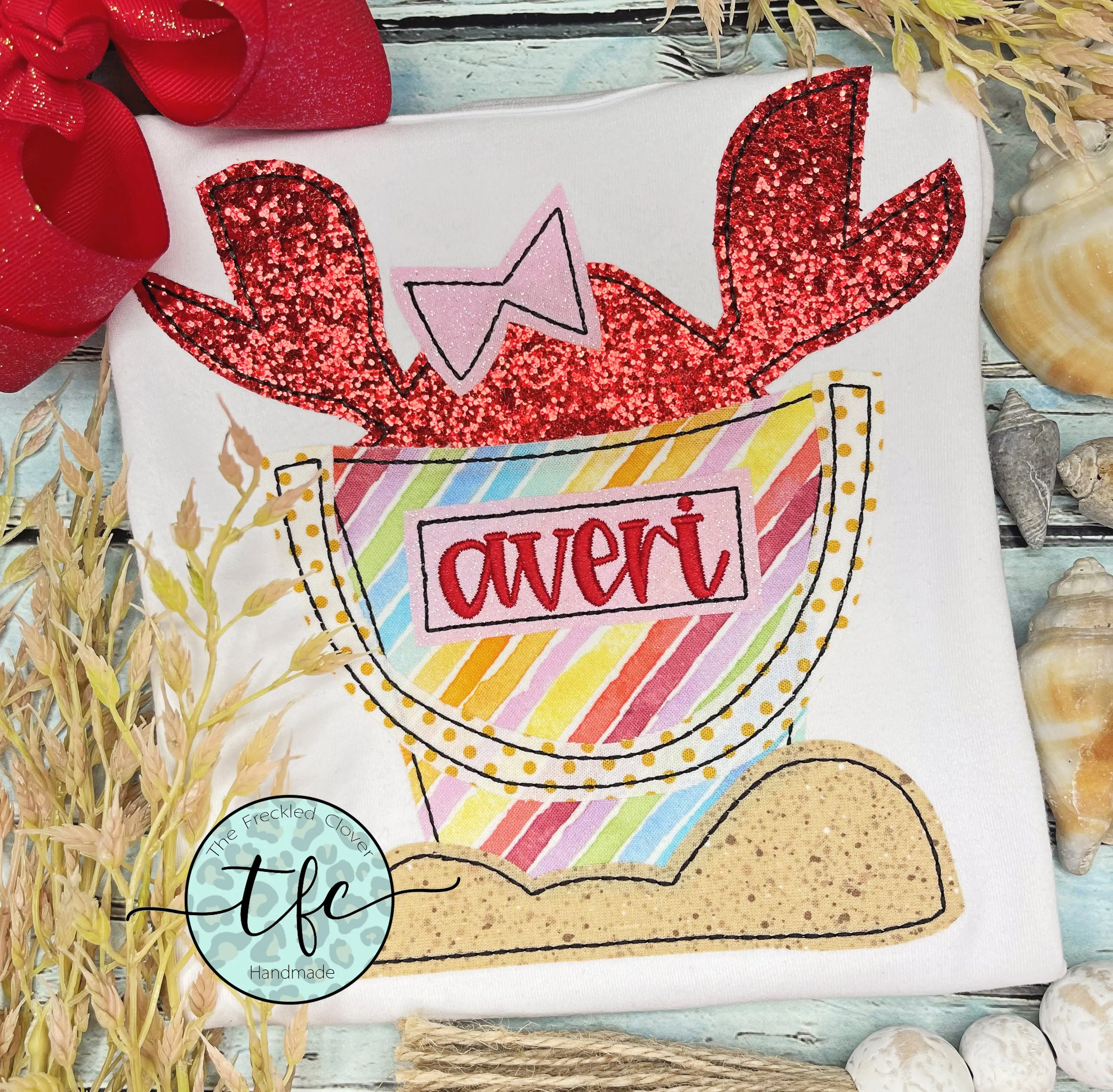 {Girl Crab   Bucket} applique tee
