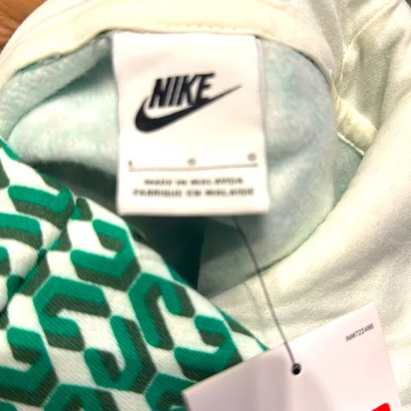 Green Nike WWC Phoenix Fleece oversized hoodie L Large Kangaroo Pocket New NWT