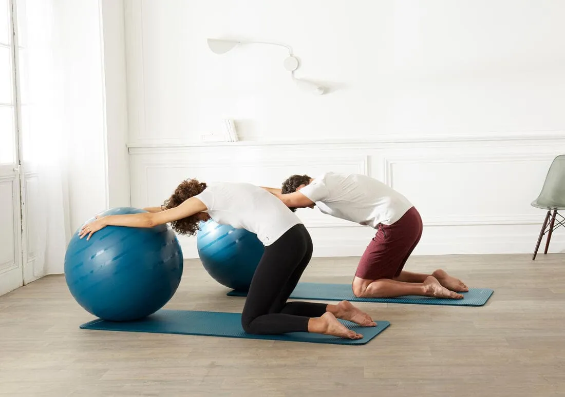 GYM BALL RÉSISTANT TAILLE 2 / 65 cm