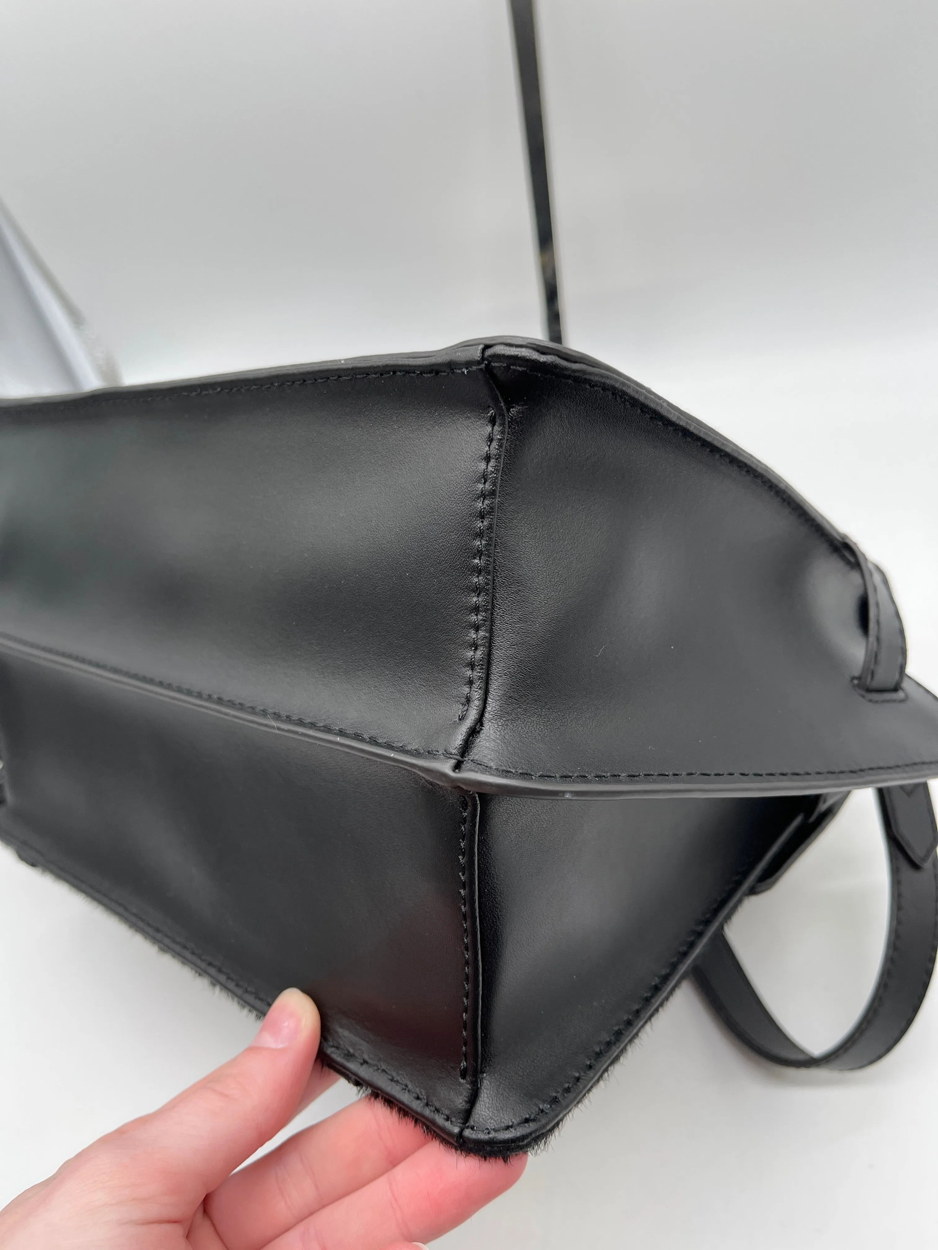 Handbag By Aimee Kestenberg, Size: Medium