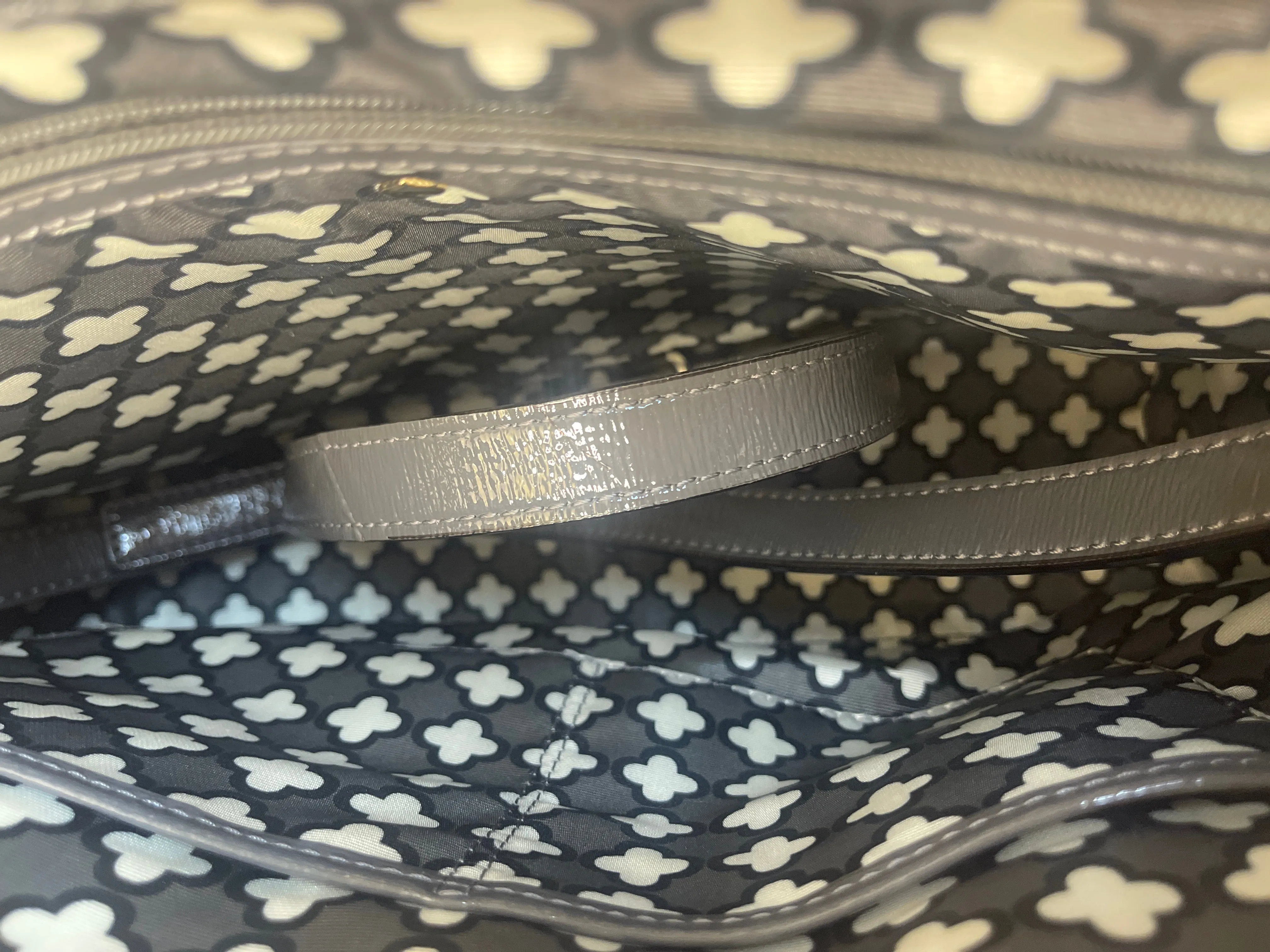 Handbag Designer By Kate Spade, Size: Large