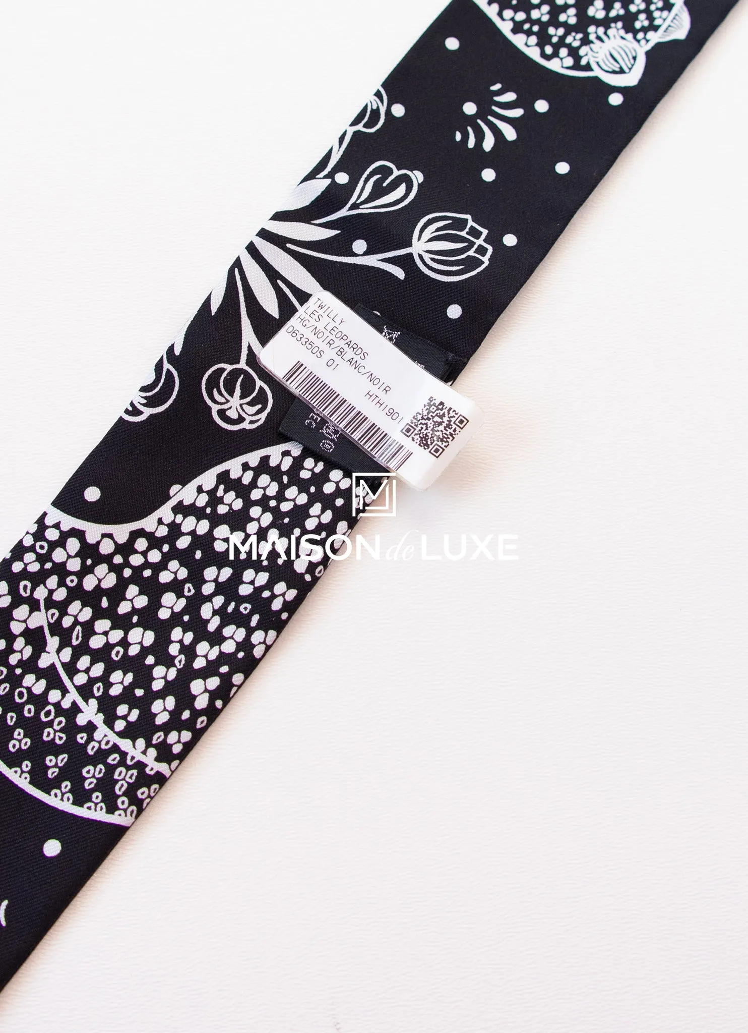 Hermes Black Les Leopards Bandana Twilly