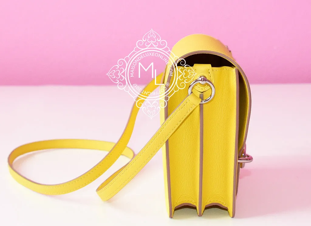 Hermes Roulis Mini 18 Lime Evercolor Handbag
