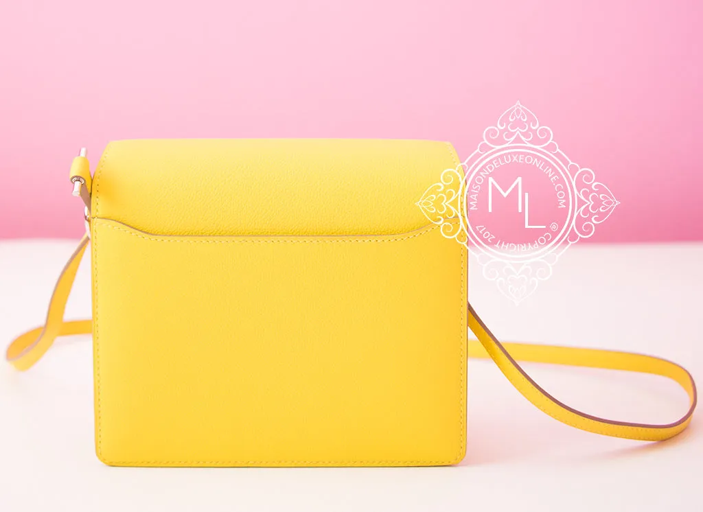 Hermes Roulis Mini 18 Lime Evercolor Handbag