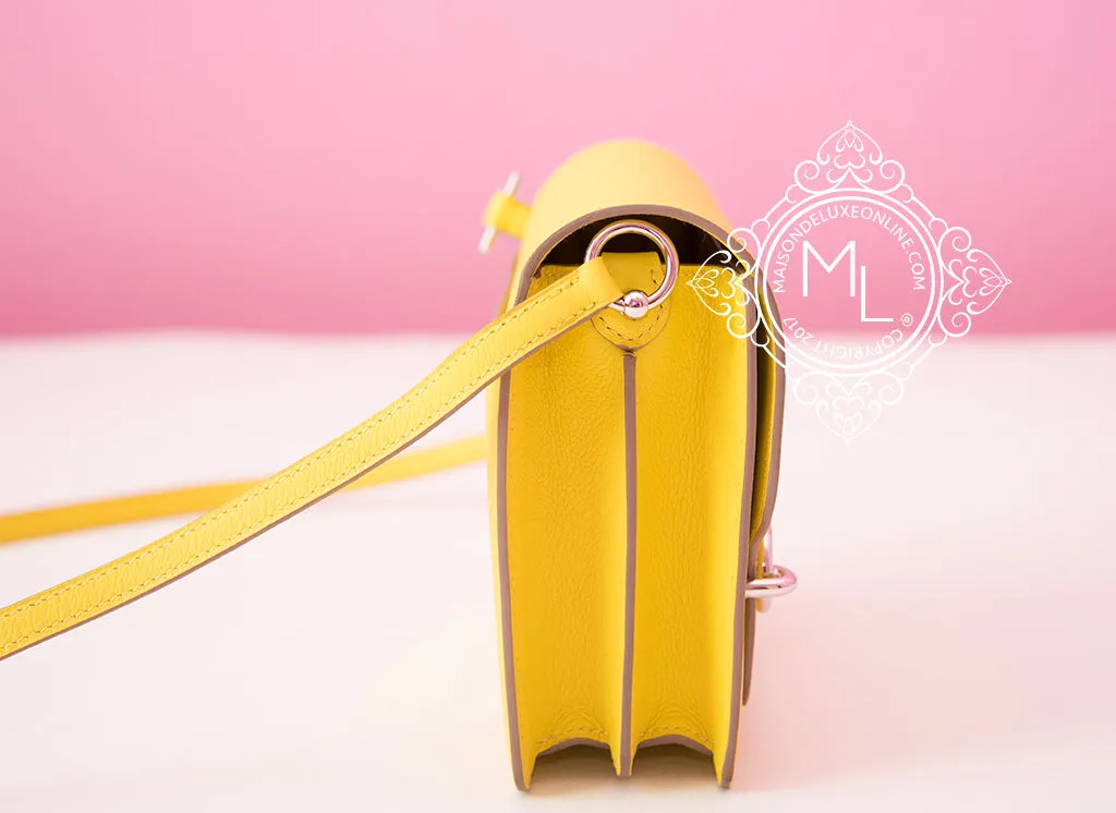 Hermes Roulis Mini 18 Lime Evercolor Handbag