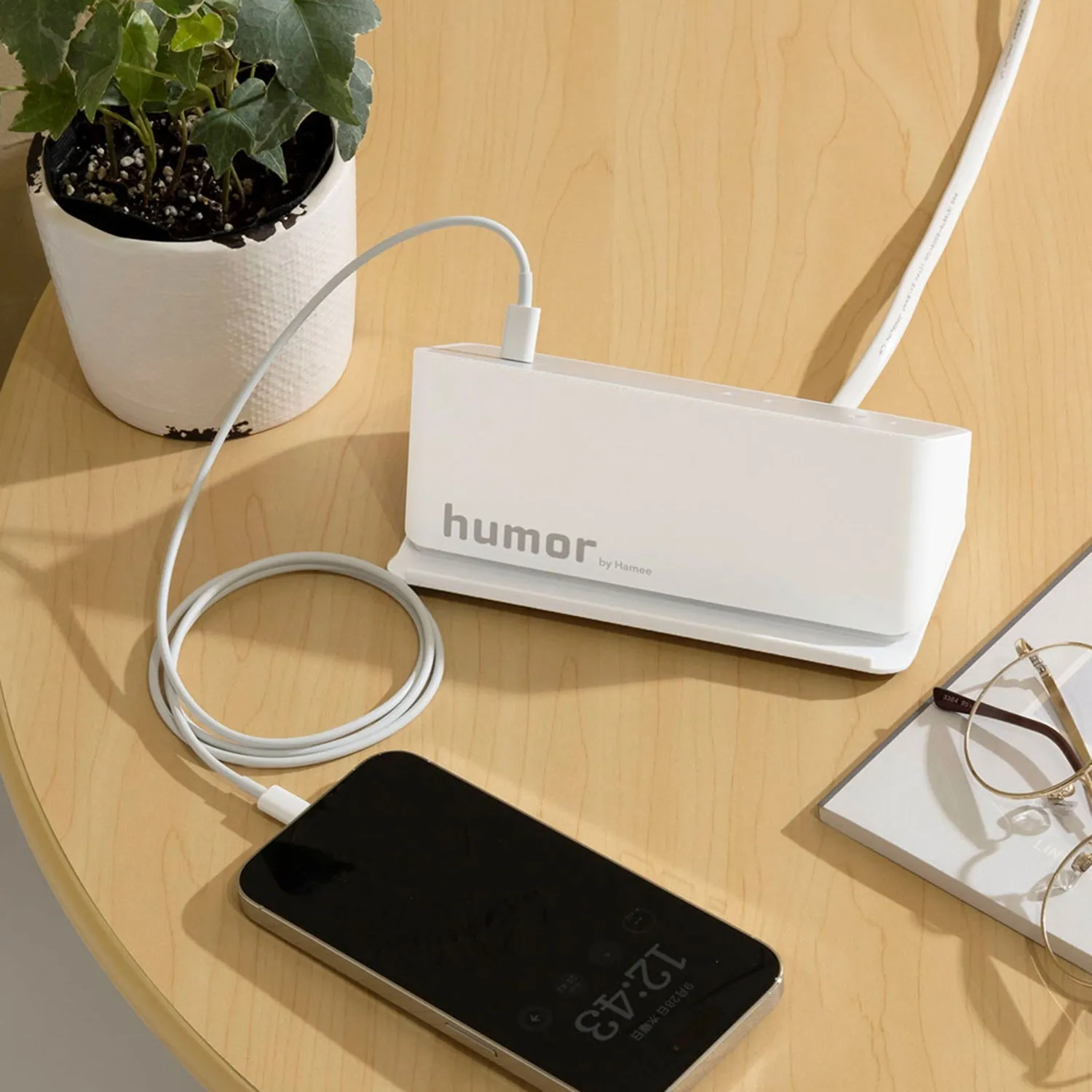 humor | ユーモア　AC&USB TAP COMPACT