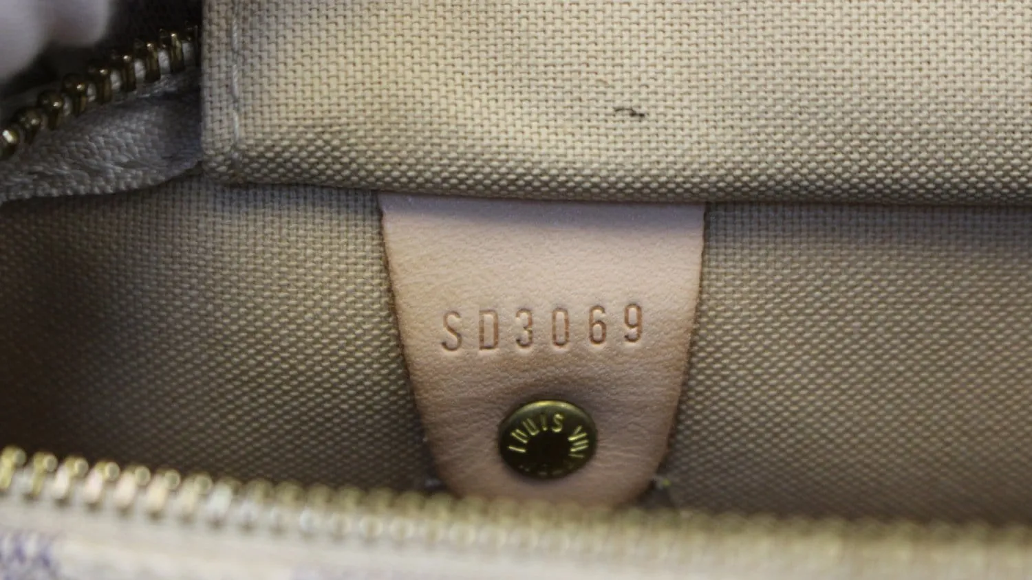 LOUIS VUITTON Damier Azur Speedy 35 Satchel Bag