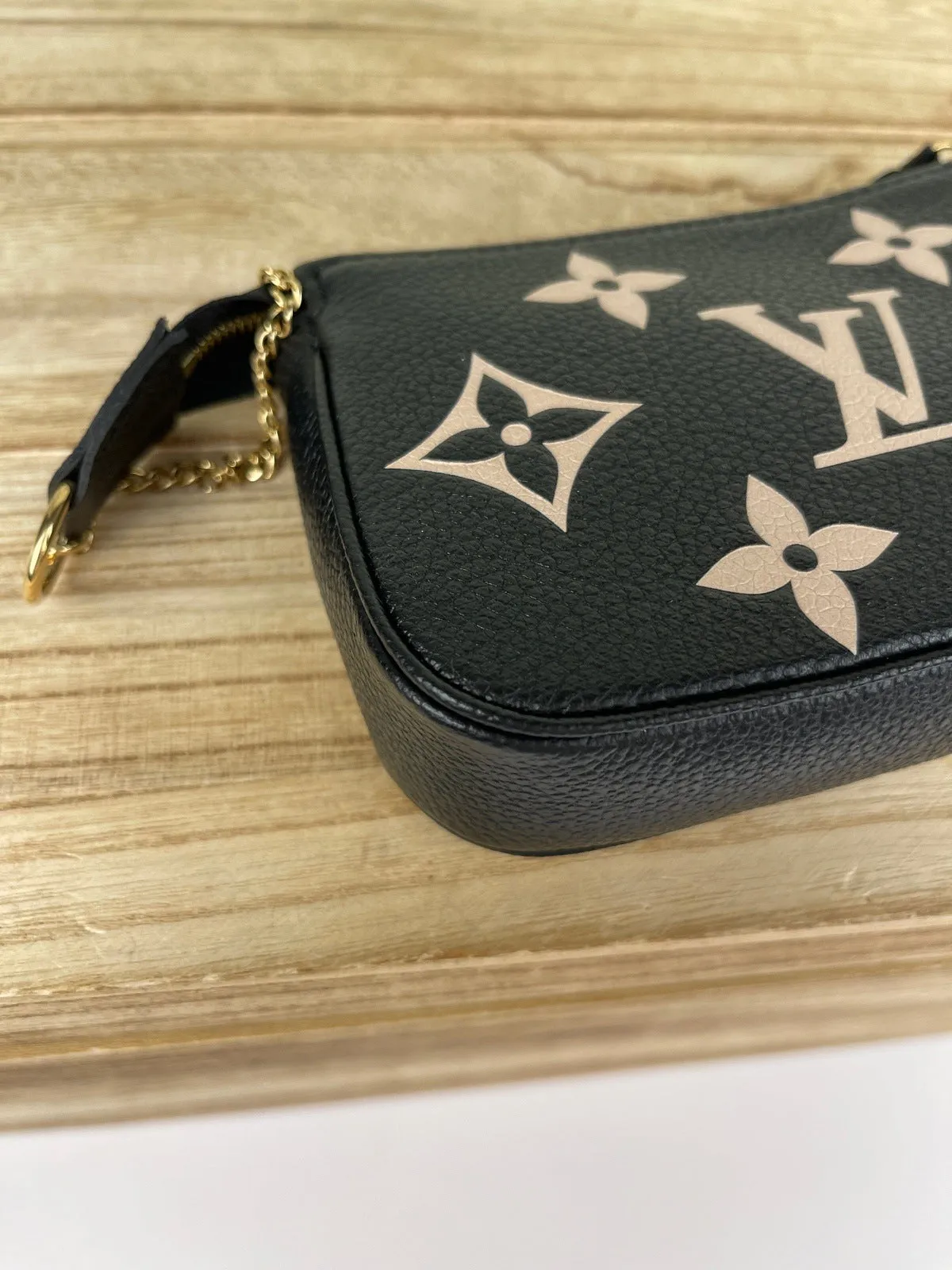 LOUIS VUITTON Empreinte Monogram Giant Mini Pochette Accessories Black Bag