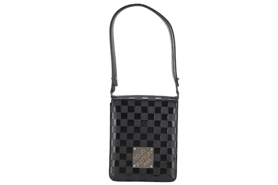 LOUIS VUITTON M92129 CABARET CLUB HANDBAG DAMIER VERNIS SILVER HARDWARE WITH DUST COVER