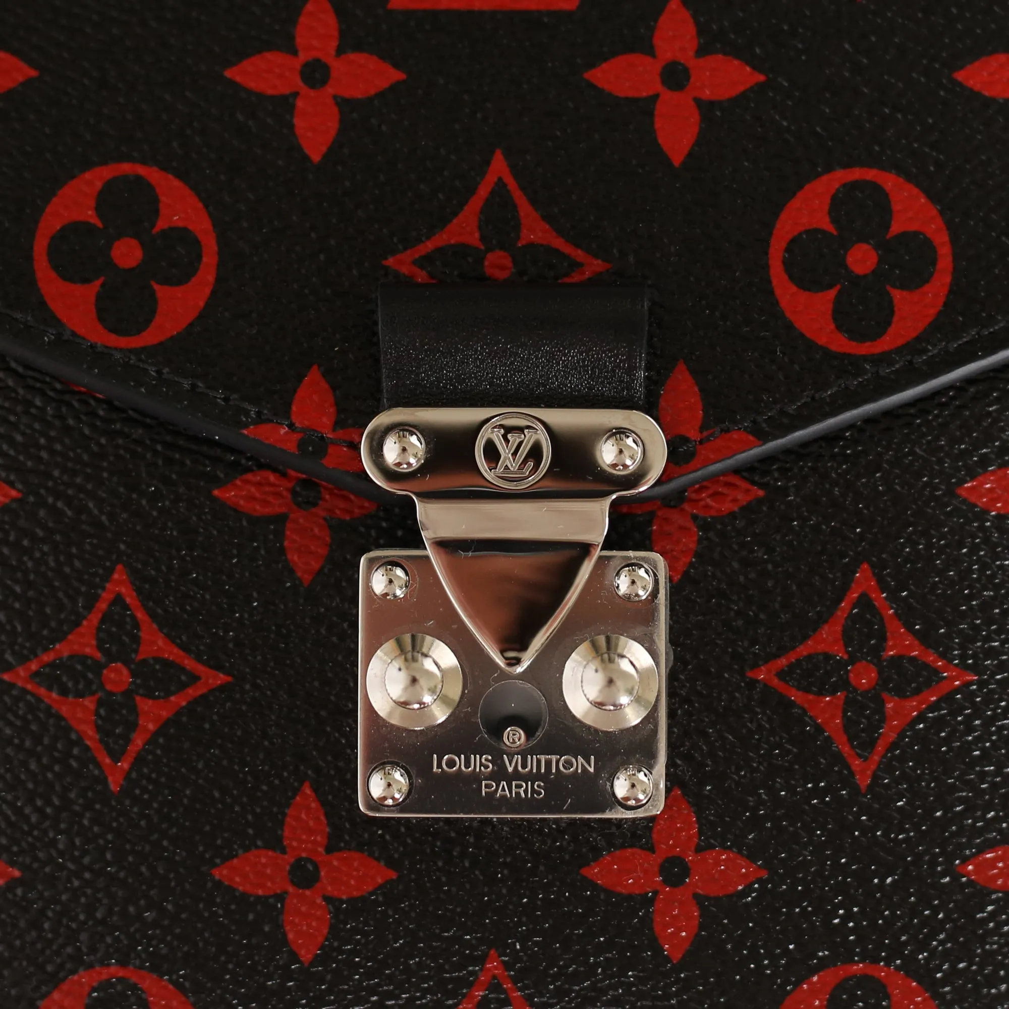 Louis Vuitton | Metis Pochette Infra Rouge | One-Size