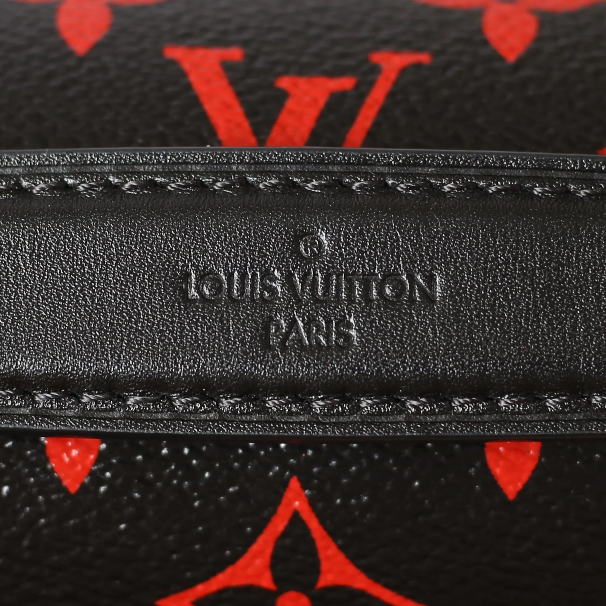 Louis Vuitton | Metis Pochette Infra Rouge | One-Size