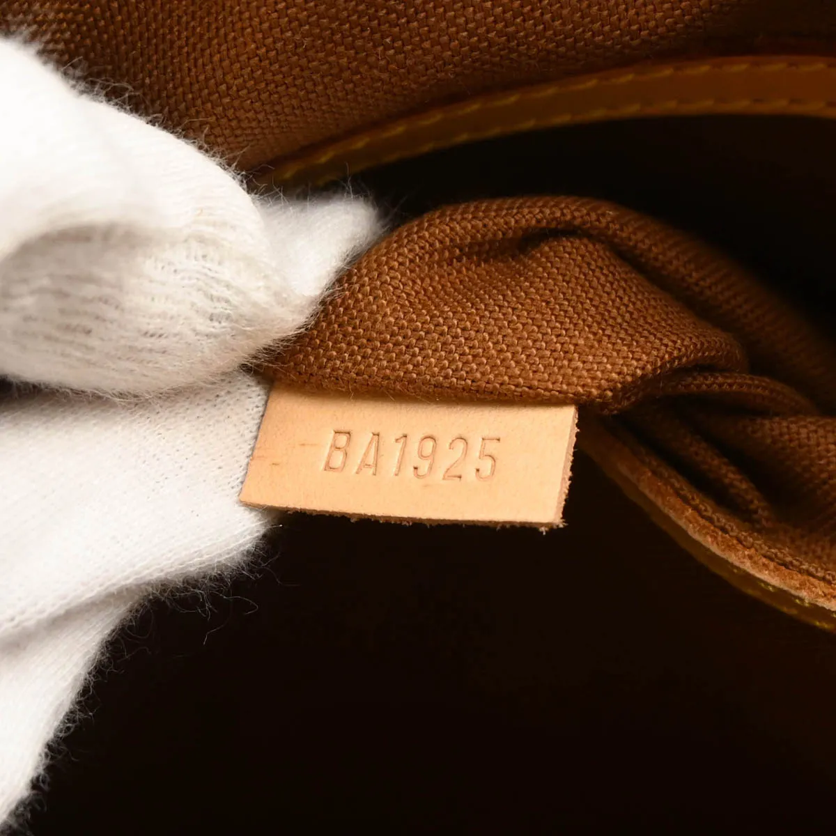 Louis Vuitton Monogram Alma Handbag M51130 BA1925 XX29380