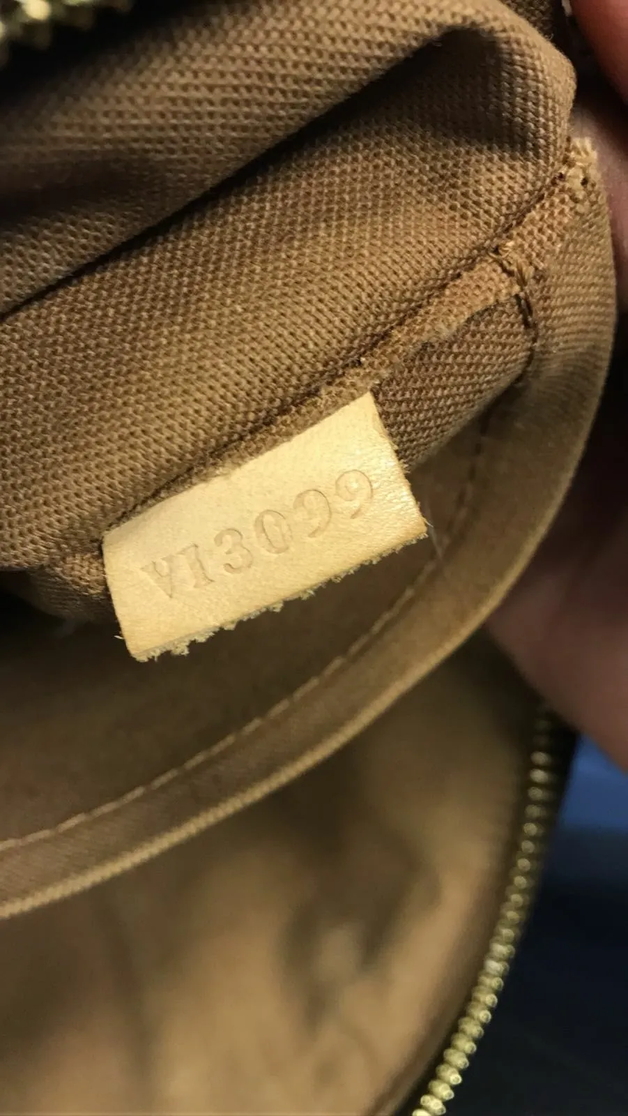 LOUIS VUITTON Monogram Tivoli PM Shoulder Handbag