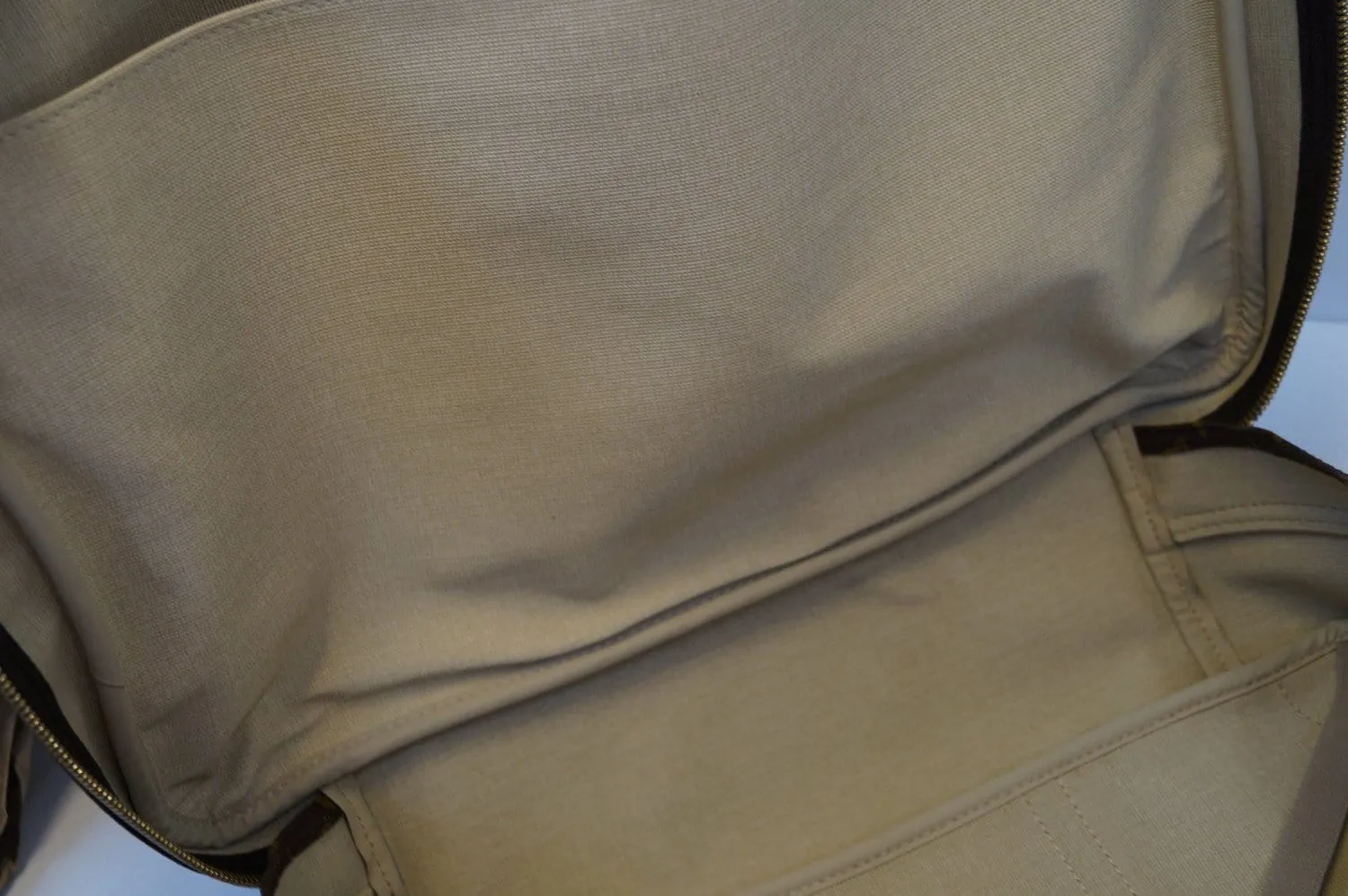 LOUIS VUITTON  Sirius 45 Travel Suitcase Handbag