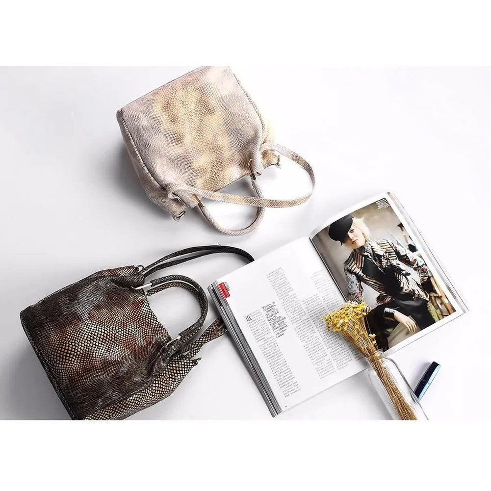 <bold>Bucket / Crossbody Bag <br>Genuine-Leather