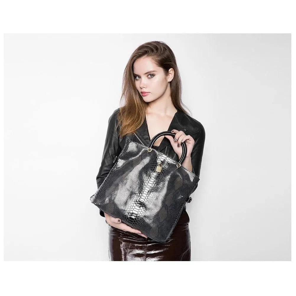 <bold>Bucket / Crossbody Bag <br>Genuine-Leather