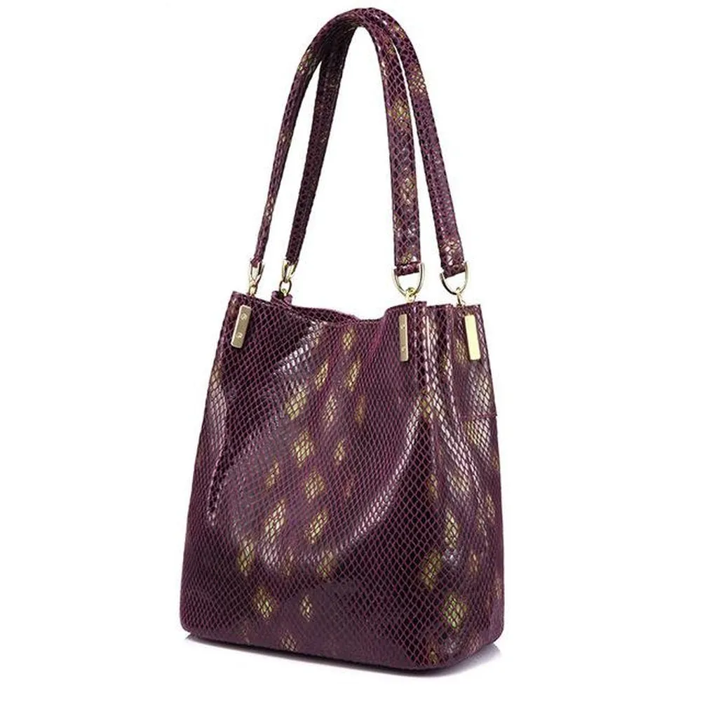 <bold>Bucket  / Tote Bag <br>Genuine-Leather