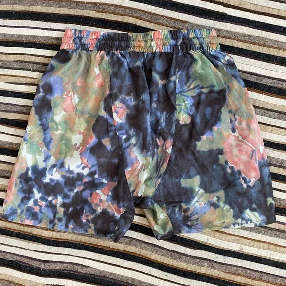 New Free People✨The Switchback Shorts - Watercolor