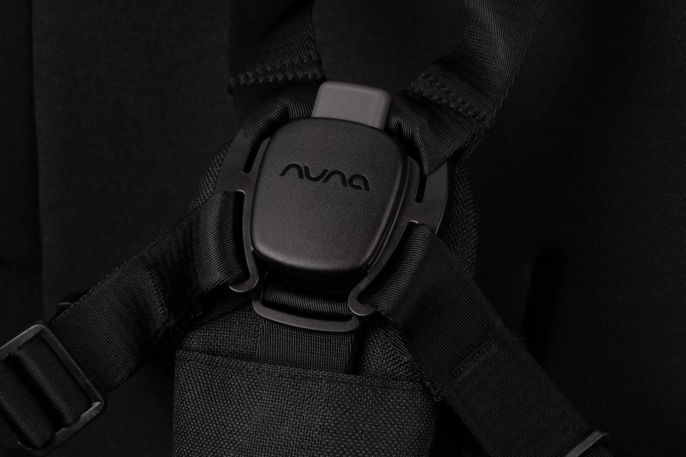 Nuna TRIV Next & PIPA Urbn Travel System - Caviar