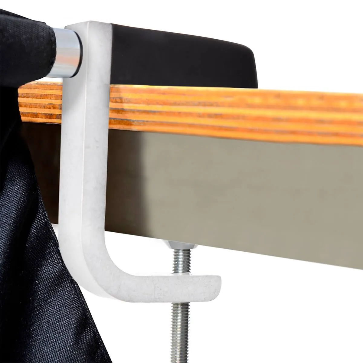 pod™ highchair