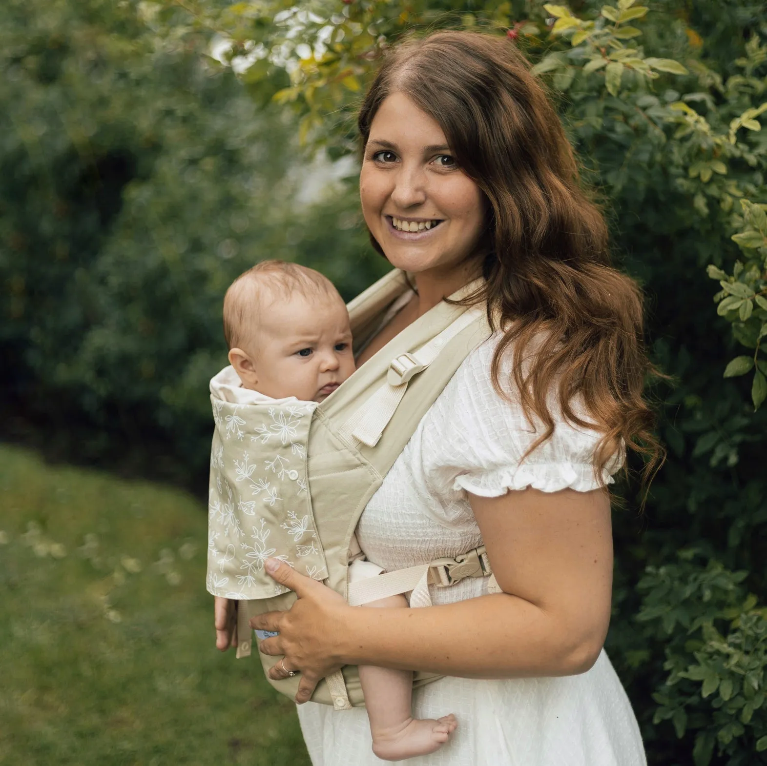 PöpNgo: Compact Baby Carrier 
