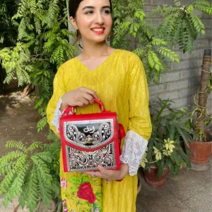 Red Personalized Truck Art Handbag