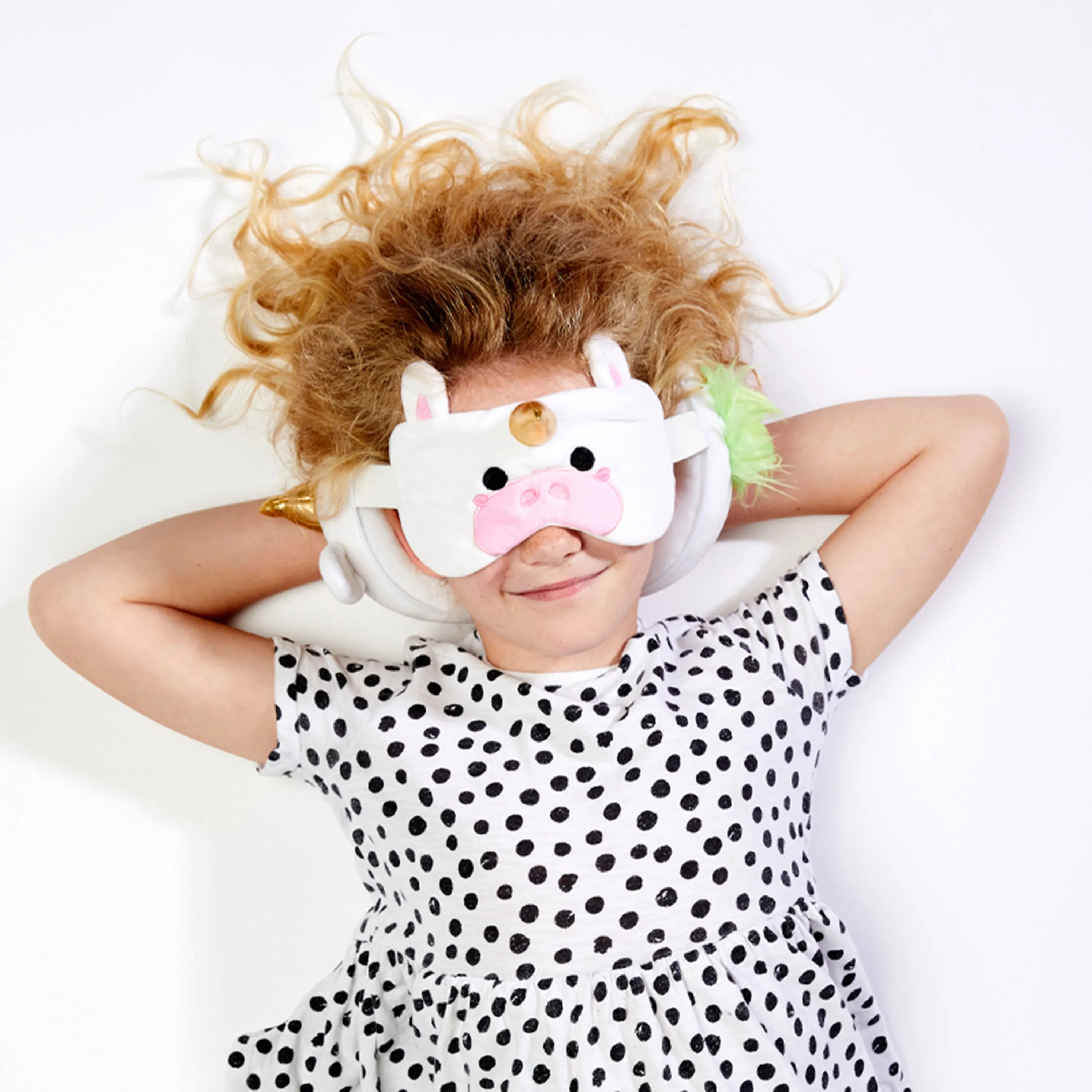 Relaxeazzz Unicorn Round Plush Travel Pillow & Eye Mask
