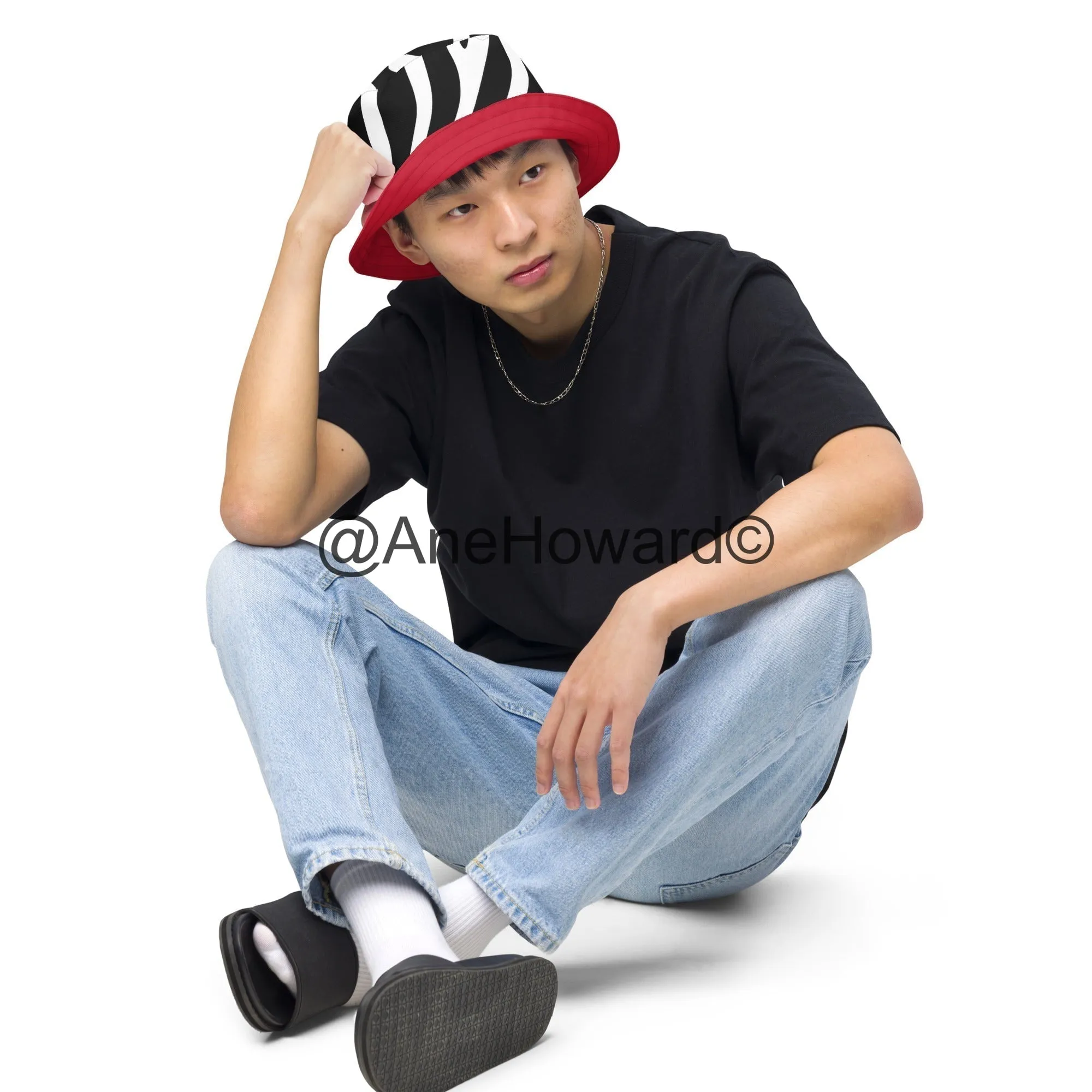 Reversible bucket Hat Zebra Cherry Red