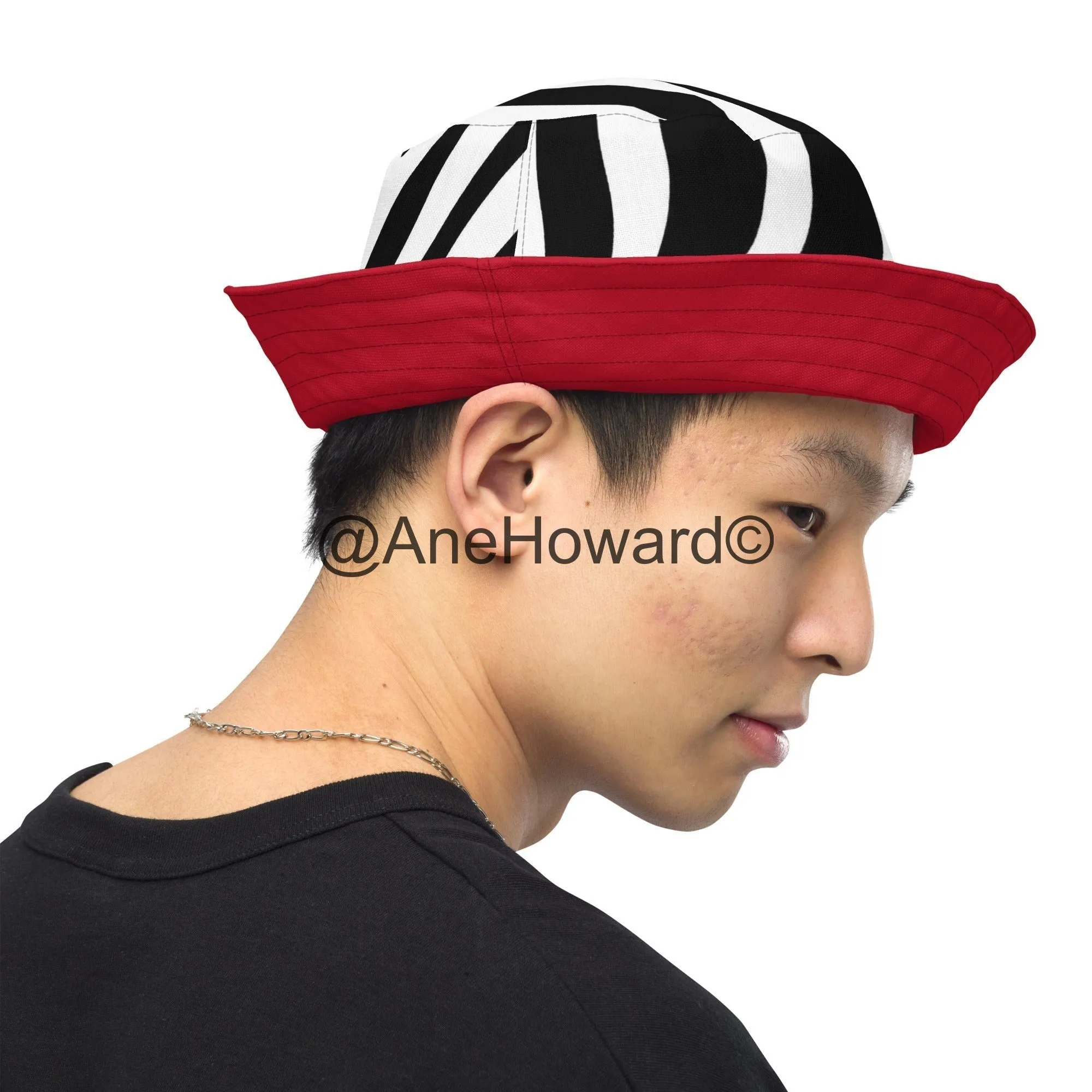 Reversible bucket Hat Zebra Cherry Red
