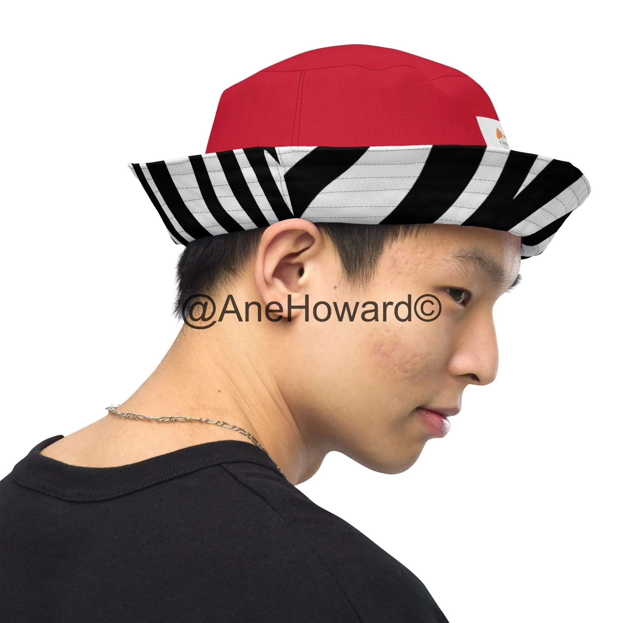 Reversible bucket Hat Zebra Cherry Red