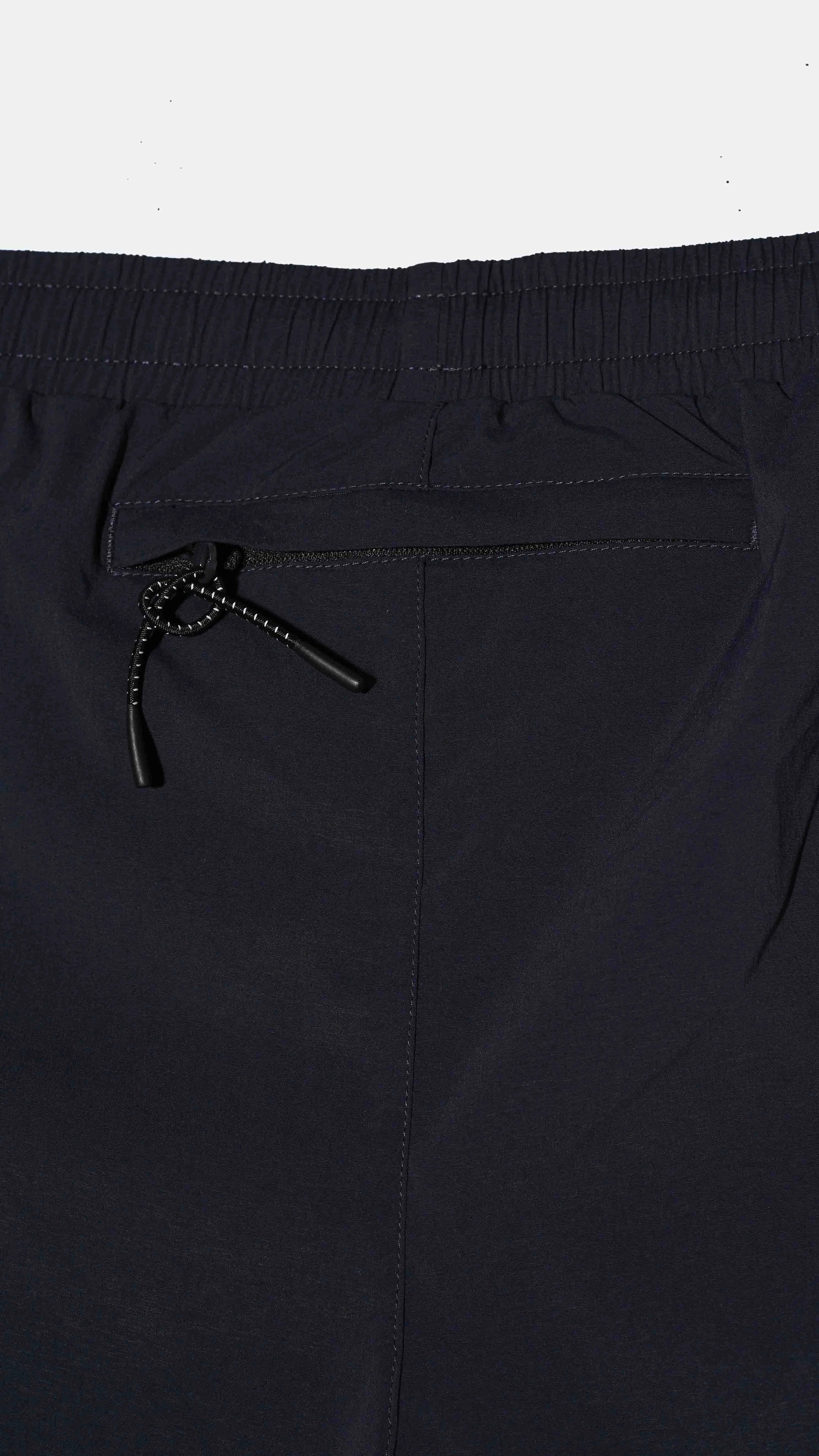 SHORTS ACTIVE NEGRO OSCURO